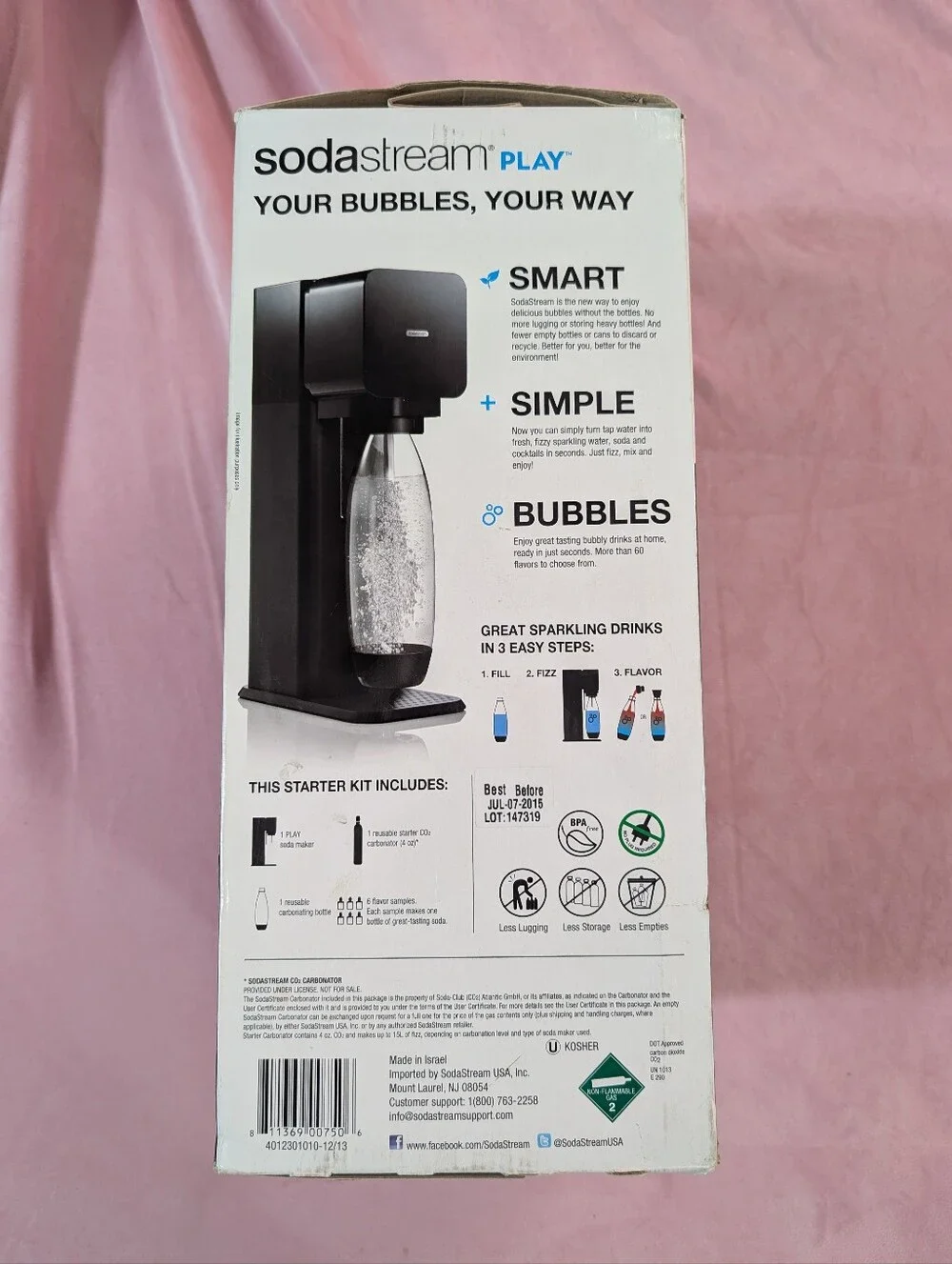SodaStream Play Home Soda Maker in Black Gently Used With Bottle In Box